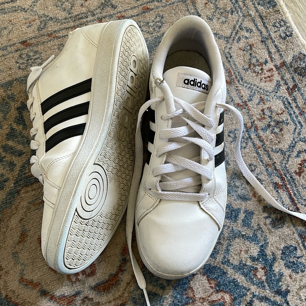 Adidas Grand Court 3 Stripe Comfort Sneaker White & Black